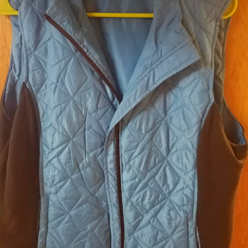 Quilted sporty vest